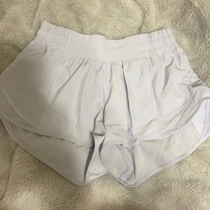 Lululemon Hotty Hot shorts size 4